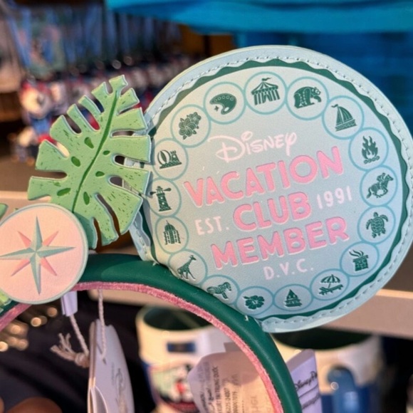 DVC Loungefly Minnie Mouse Headband Ears main image 10